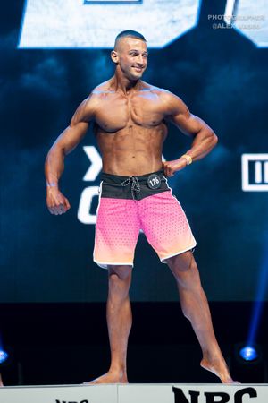 MEN'S PHYSIQUE ЮНИОРЫ